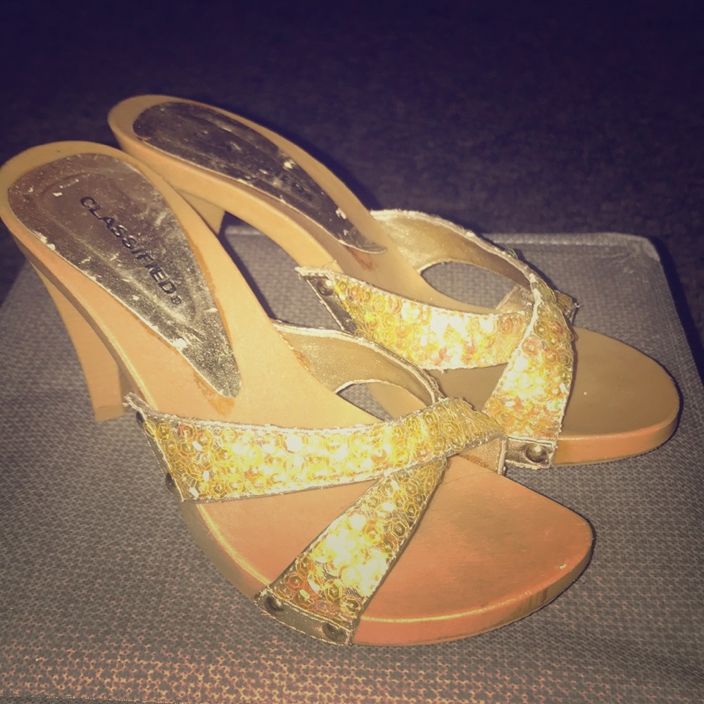 Slide in tan heels